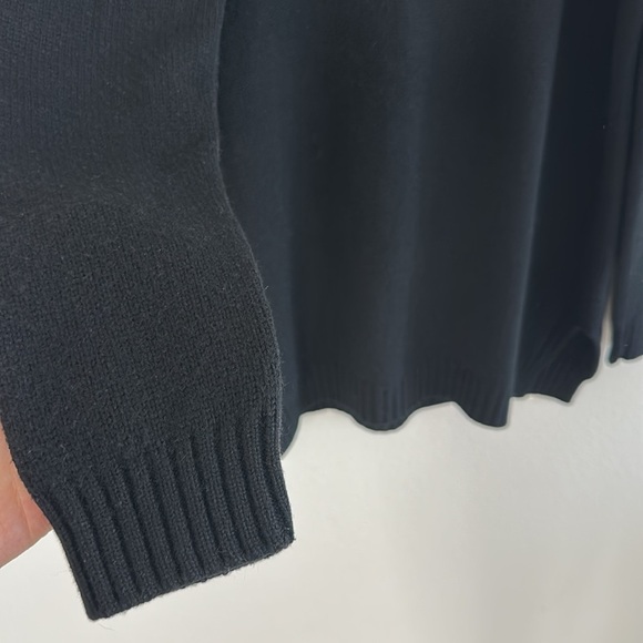 Malo 100% Cashmere Turtle Neck Knit Sweater - Picture 4 of 8